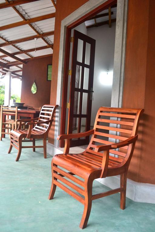 Pelican View Cottages Катарагама Экстерьер фото